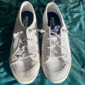 Sperry tennis shoes